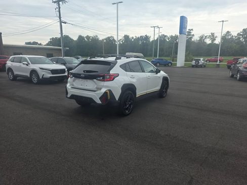 Used 2024 Subaru Crosstrek 2.5i Sport w/ Crosstrek Mirror Package AWD/4WD image 3