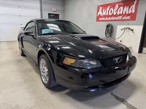 Used 2003 Ford Mustang GT image 2