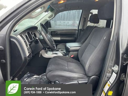 Used 2013 Toyota Tundra 4x4 Double Cab image 2