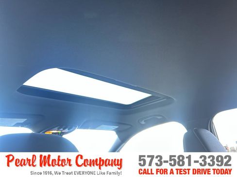 New 2026 Chevrolet Trax RS w/ Sunroof Package FWD image 22