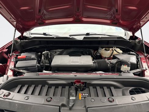 Used 2020 Chevrolet Silverado 1500 Custom w/ Custom Value Package AWD/4WD image 25