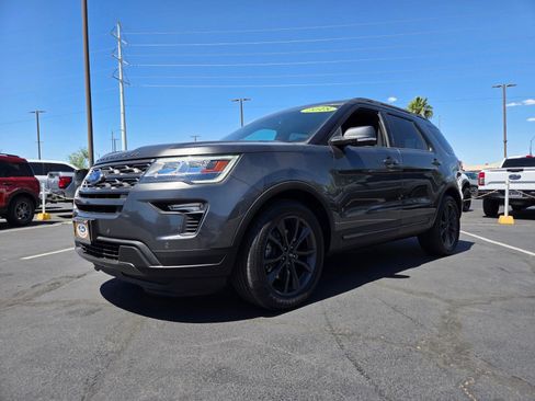 Certified 2018 Ford Explorer XLT w/ Equipment Group 202A FWD image 2