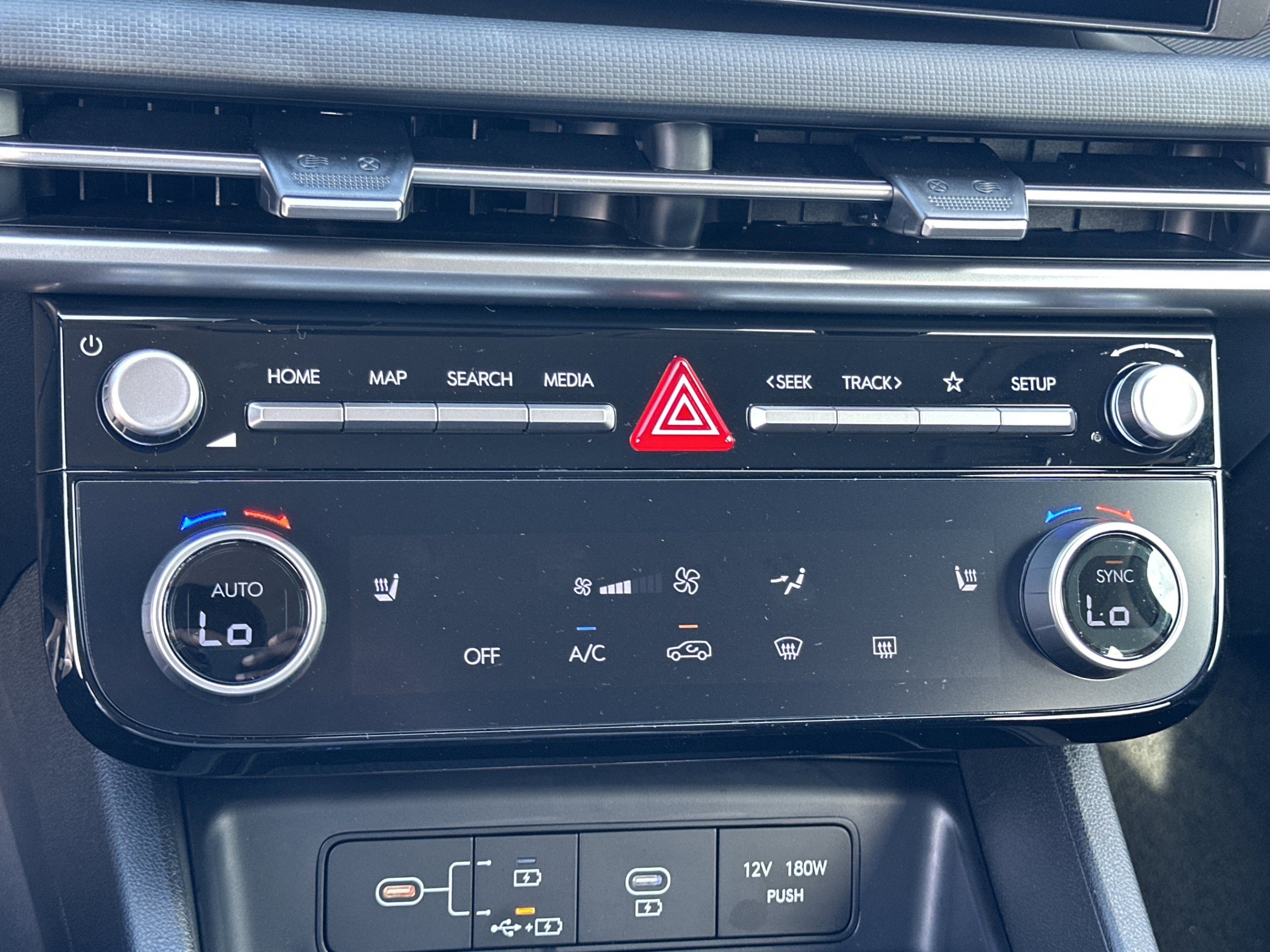 New 2026 Hyundai Tucson SEL FWD image 11
