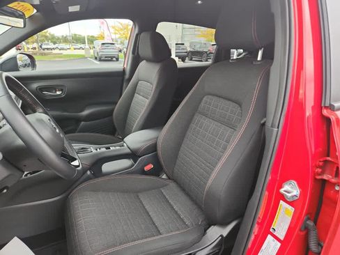 Certified 2025 Honda HR-V Sport image 21