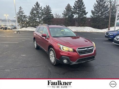 Used 2019 Subaru Outback 2.5i Premium image 1