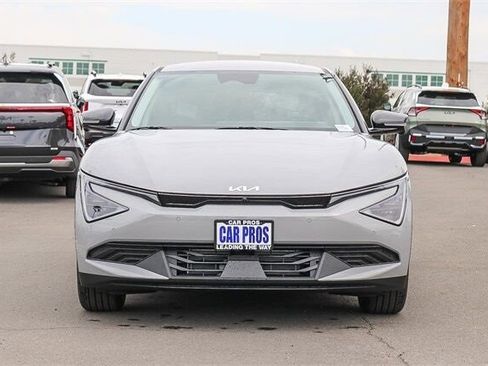 New 2025 Kia EV6 Light w/ Light LR Technology Package image 2