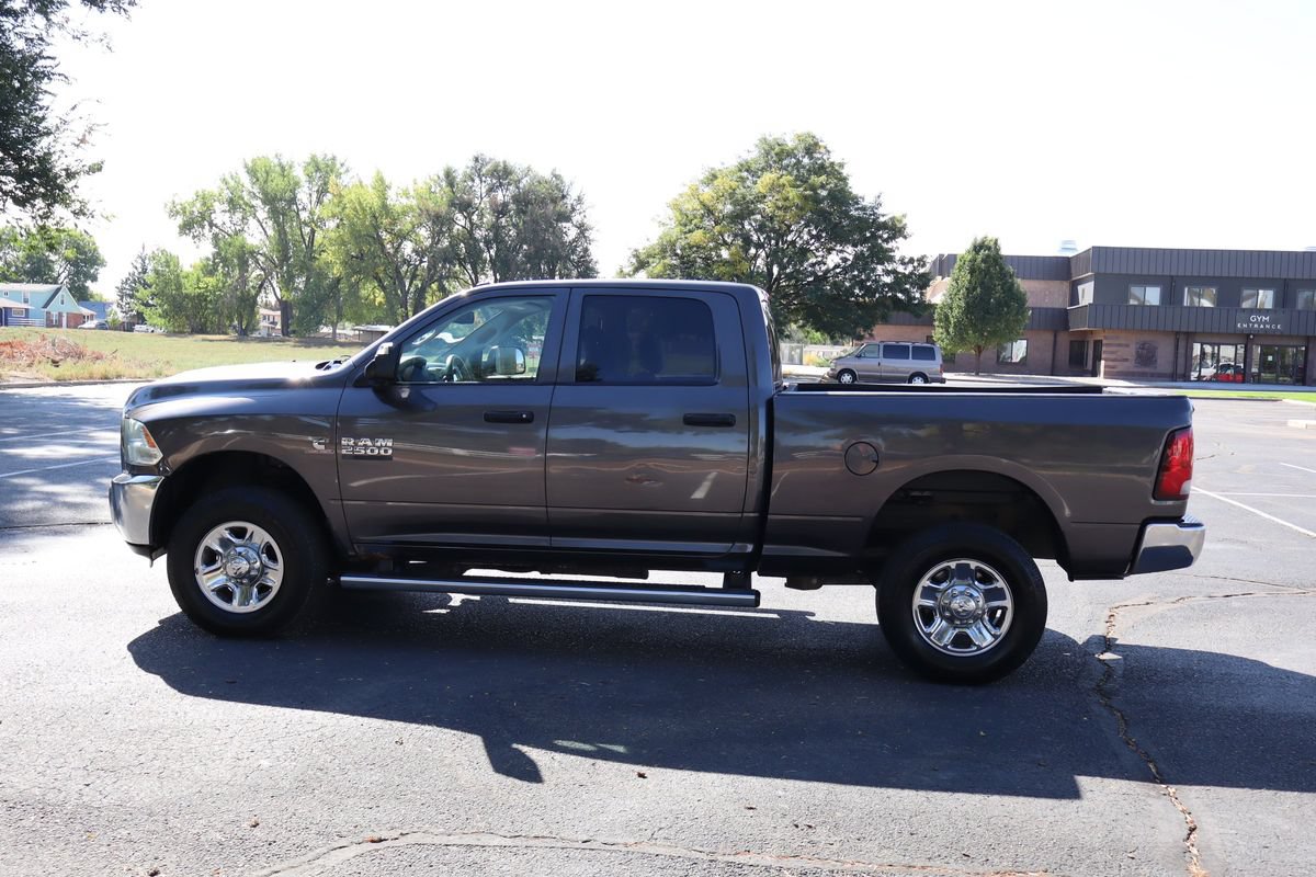 Used 2014 RAM 2500 Tradesman w/ Chrome Appearance Group AWD/4WD image 10