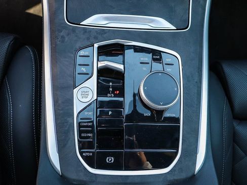 Used 2025 BMW X5 sDrive40i image 20