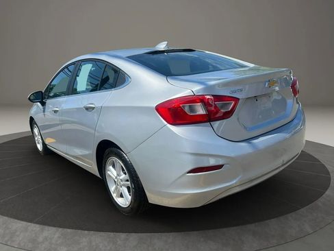Used 2018 Chevrolet Cruze LT FWD image 7
