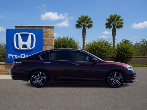 Used 2016 Honda Accord Sport image 6