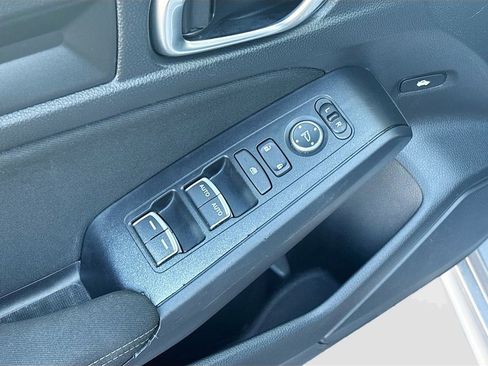 Used 2025 Honda Civic Sport image 17