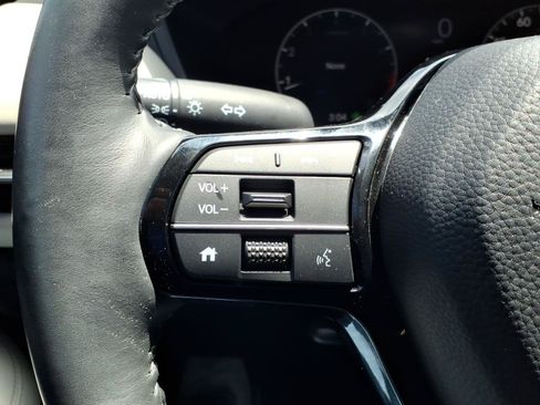 Used 2024 Honda HR-V EX-L image 18