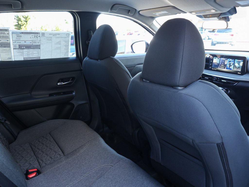 Used 2026 Nissan Kicks SV FWD image 18