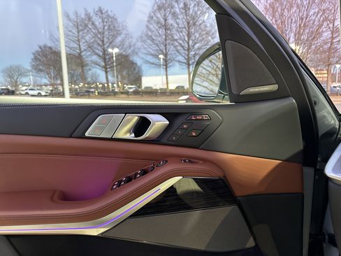 New 2026 BMW X7 xDrive40i w/ M Sport Package image 23