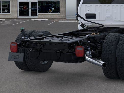New 2026 Ford F550 4x4 Supercab Super Duty image 21