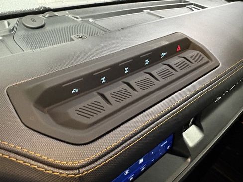 Certified 2024 Ford Bronco Badlands image 18