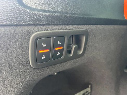 Used 2025 Audi Q7 3.0T Premium Plus image 28