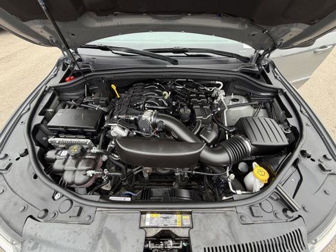 Used 2025 Dodge Durango GT RWD image 24