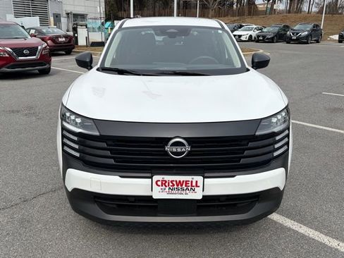 Used 2025 Nissan Kicks S image 10