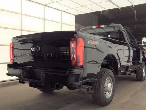 Used 2026 Ford F250 XL AWD/4WD image 2