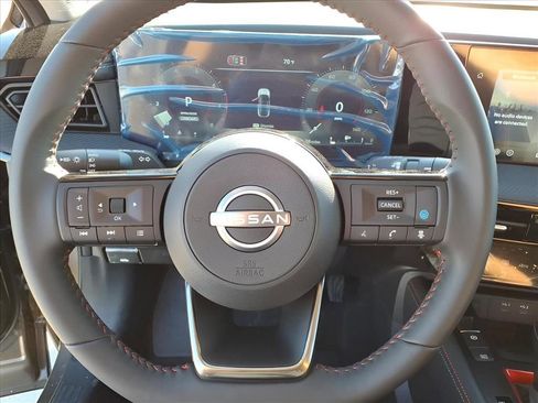 New 2026 Nissan Kicks SR w/ Cold Weather Package AWD/4WD image 18