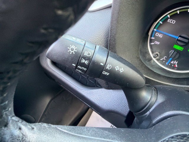 Used 2019 Toyota RAV4 XLE w/ Convenience Package AWD/4WD image 25
