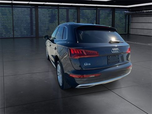 Used 2020 Audi Q5 2.0T Premium Plus w/ Premium Plus Package image 6