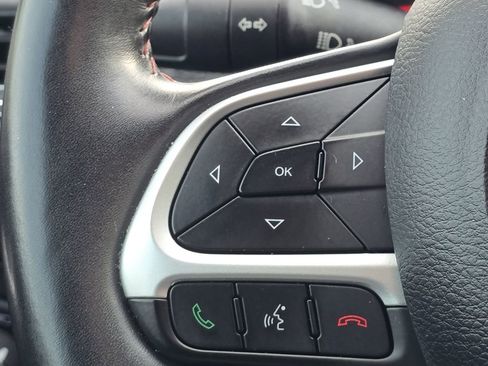 Used 2018 Jeep Compass Trailhawk w/ Leather Interior Group image 19