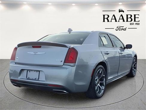 Used 2015 Chrysler 300 S image 10