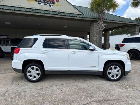 Used 2016 GMC Terrain SLT w/ Driver Alert Package I FWD image 3