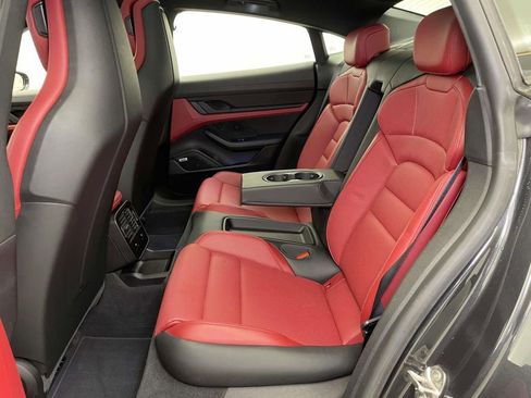 Used 2021 Porsche Taycan 4S image 19