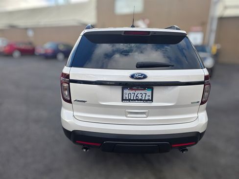 Used 2015 Ford Explorer Sport w/ Equipment Group 401A AWD/4WD image 11