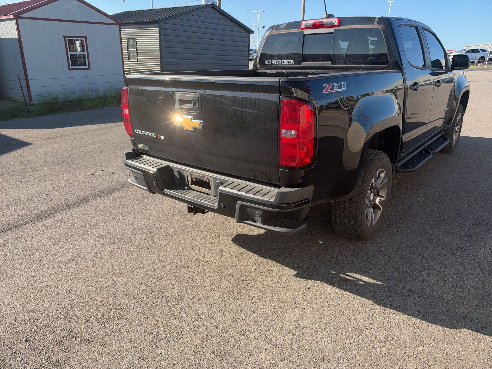 Used 2019 Chevrolet Colorado Z71 AWD/4WD image 3