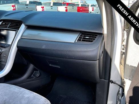 Used 2013 Ford Edge SEL image 24