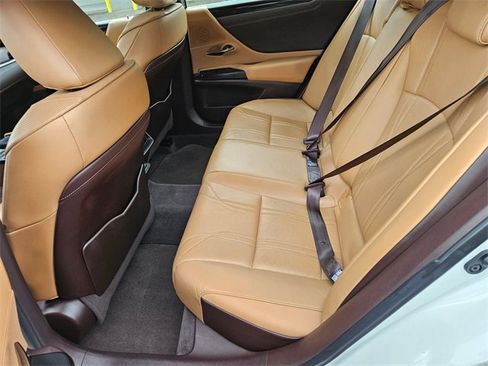 Used 2020 Lexus ES 350 Luxury w/ Accessory Package 2 image 12