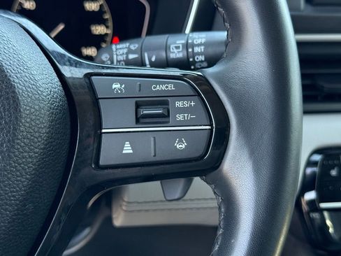 Used 2024 Honda Pilot EX-L image 25