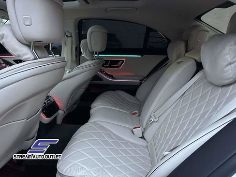 Used 2021 Mercedes-Benz S 580 4MATIC Sedan image 12