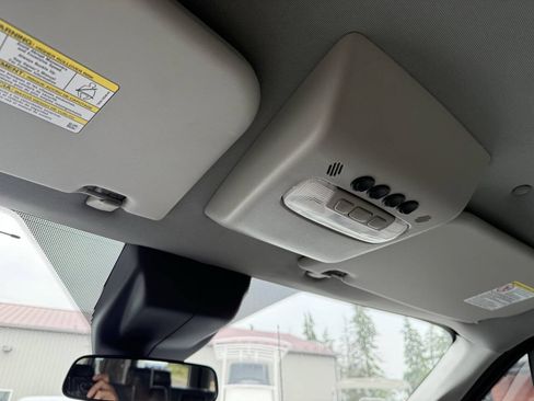Used 2018 Ford Transit 250 148 Medium Roof w/ Exterior Upgrade Package RWD image 17