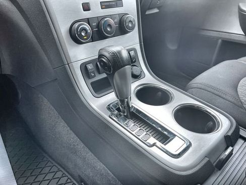 Certified 2012 GMC Acadia SLE image 15