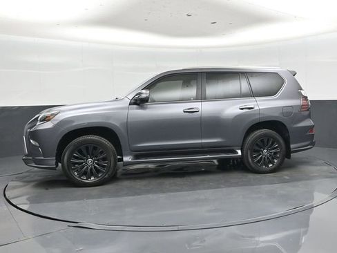Used 2023 Lexus GX 460 Luxury w/ Sport Design Package AWD/4WD image 9