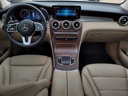 Used 2020 Mercedes-Benz GLC 300 GLC 300 image 31