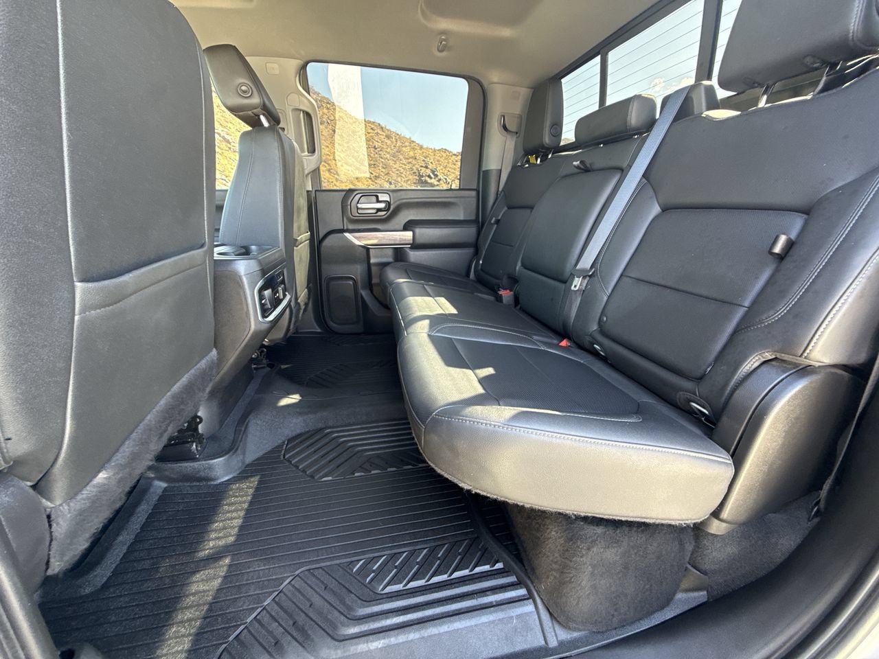 Used 2021 Chevrolet Silverado 2500 LTZ w/ LTZ Plus Package AWD/4WD image 24