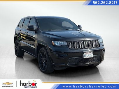 Used 2018 Jeep Grand Cherokee Altitude