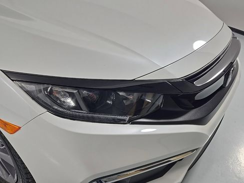 Used 2019 Honda Civic EX-L image 10