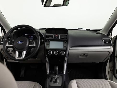 Used 2017 Subaru Forester 2.5i Premium AWD/4WD image 33