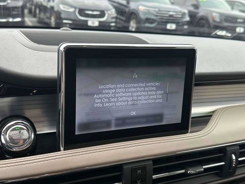 Used 2022 Lincoln Corsair AWD w/ Premium Package image 28