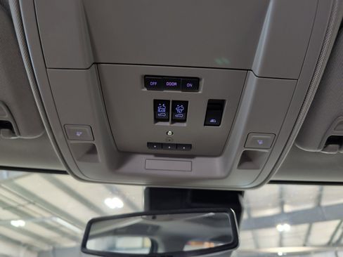 Used 2018 GMC Sierra 2500 Denali image 13