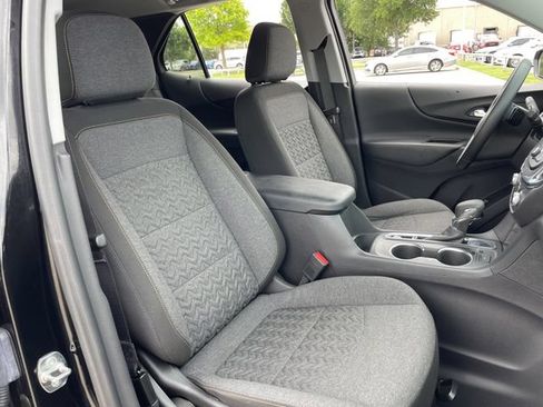 Used 2024 Chevrolet Equinox LT FWD image 27