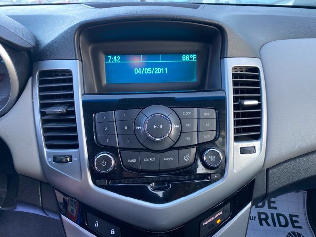 Used 2012 Chevrolet Cruze LS FWD image 13