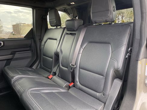 Used 2025 Ford Bronco Big Bend image 9